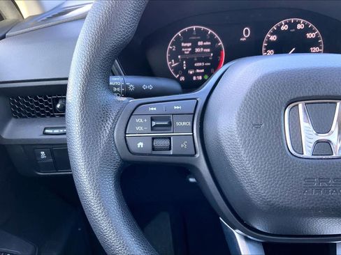 Used 2025 Honda CR-V LX image 23