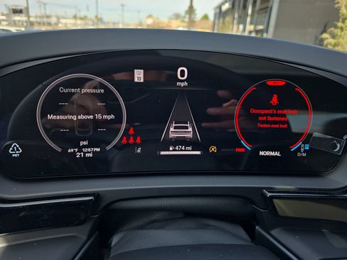 New 2026 Porsche Cayenne Coupe AWD/4WD image 15