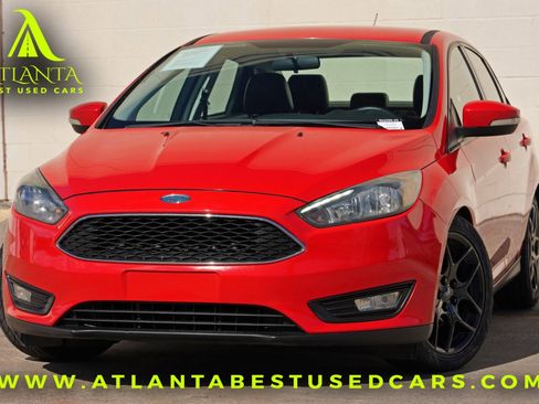 Used 2016 Ford Focus SE w/ Equipment Group 201A FWD image 1
