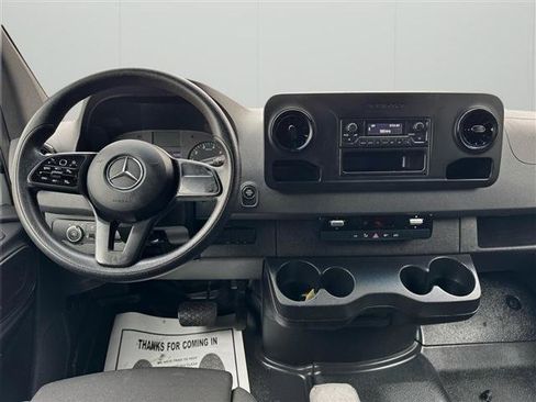 Used 2021 Mercedes-Benz Sprinter 1500 image 19