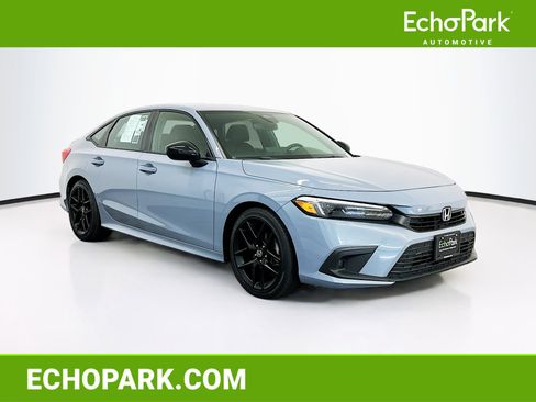 Used 2024 Honda Civic Sport image 1