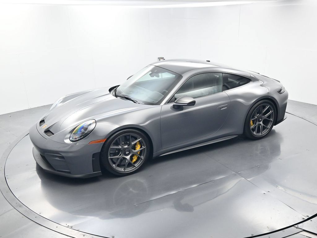 Certified 2026 Porsche 911 GT3 RWD image 38