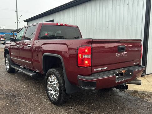 Used 2015 GMC Sierra 2500 Denali w/ Duramax Plus Package AWD/4WD image 3