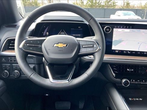 New 2026 Chevrolet Tahoe High Country AWD/4WD image 13