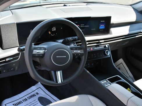 Used 2024 Hyundai Sonata SEL image 14