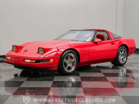 Used 1991 Chevrolet Corvette ZR-1 RWD image 38