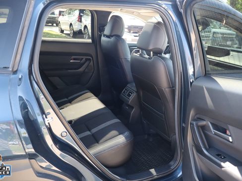 Used 2025 MAZDA CX-50 AWD 2.5 S w/ Premium Package image 27