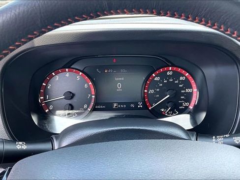 Certified 2025 Nissan Frontier PRO-4X AWD/4WD image 12