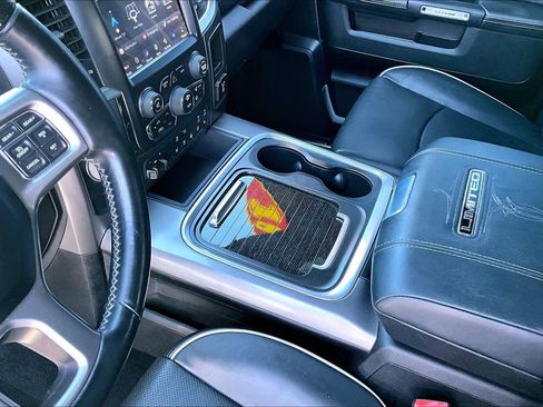 Used 2018 RAM 1500 Limited RWD image 13