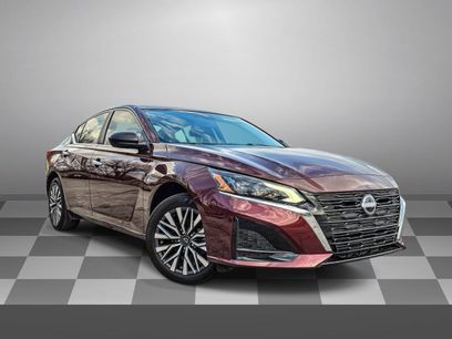 Used 2025 Nissan Altima 2.5 SV