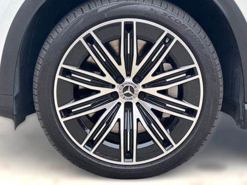 Certified 2023 Mercedes-Benz EQE 500 4MATIC SUV image 11