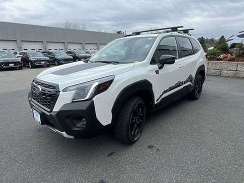Certified 2025 Subaru Forester Wilderness AWD/4WD image 3