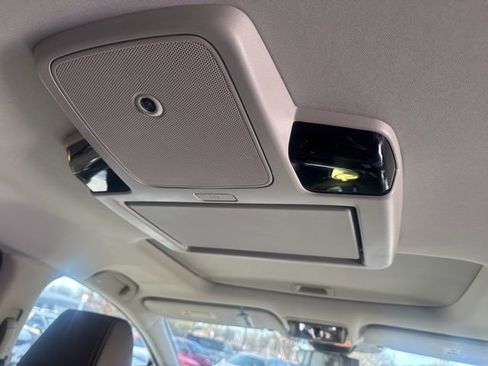 Used 2025 Honda Odyssey Touring image 9