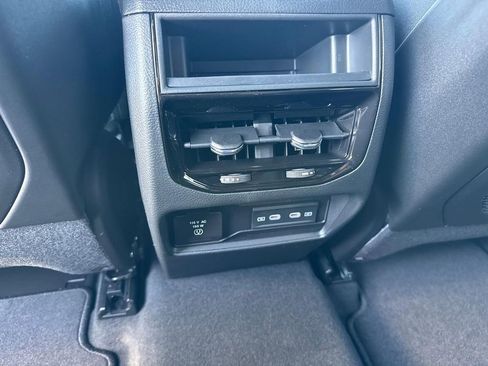 New 2026 Jeep Grand Cherokee Altitude image 11