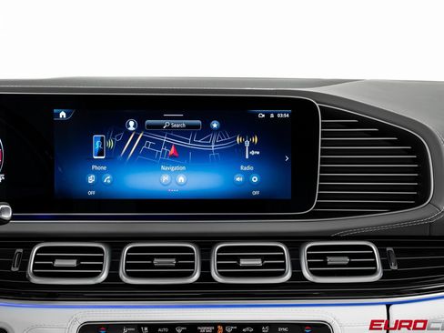 Used 2025 Mercedes-Benz Maybach GLS 600 4MATIC image 30