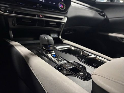 Used 2024 Lexus RX 350 Premium image 21