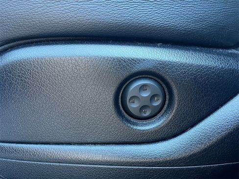 Used 2018 Mercedes-Benz GLE 43 AMG 4MATIC image 13