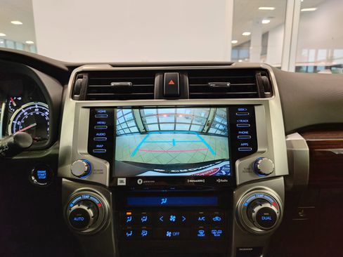 Used 2021 Toyota 4Runner Limited AWD/4WD image 29