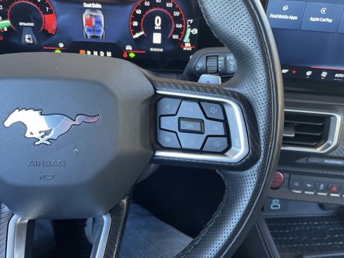 Used 2024 Ford Mustang GT Premium image 15