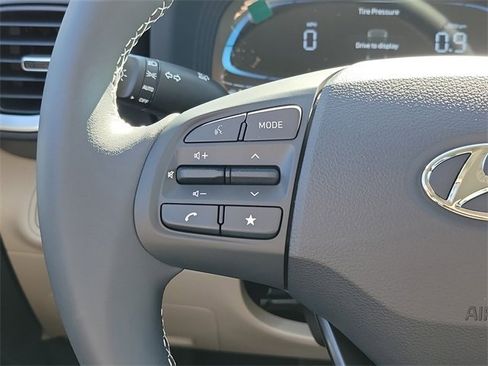 New 2026 Hyundai Venue SEL image 5