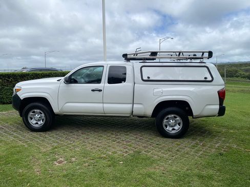 Used 2022 Toyota Tacoma SR RWD image 22