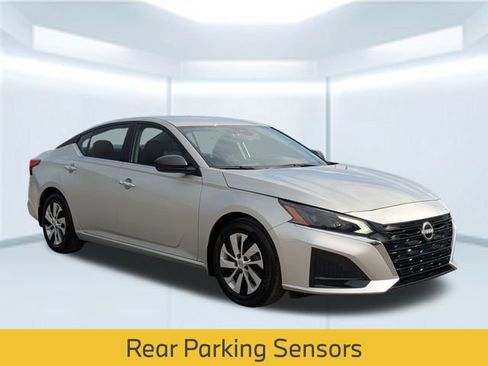 Used 2024 Nissan Altima 2.5 S image 9