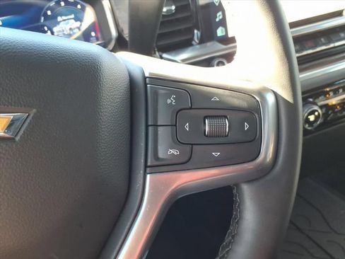 Used 2025 Chevrolet Silverado 3500 LT image 23