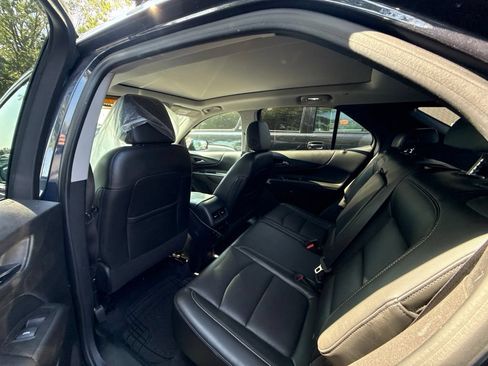 Used 2019 Chevrolet Equinox Premier FWD image 8