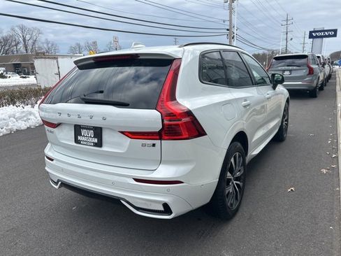 Certified 2025 Volvo XC60 B5 Plus image 5