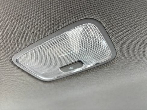 Used 2022 Hyundai Elantra SEL FWD image 49