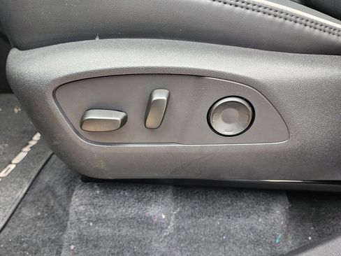 New 2026 GMC Acadia Denali image 18