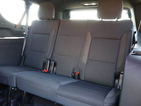 New 2026 Chevrolet Suburban LS image 19