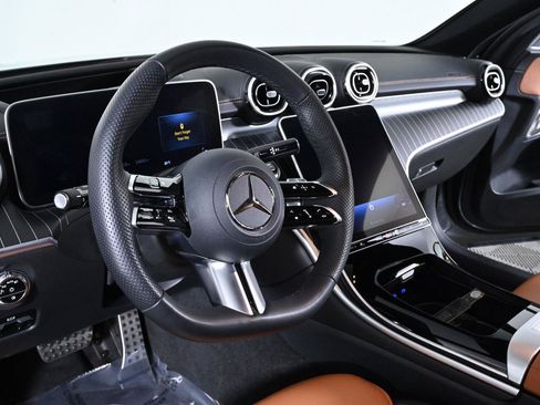 Used 2024 Mercedes-Benz C 300 4MATIC Sedan image 10