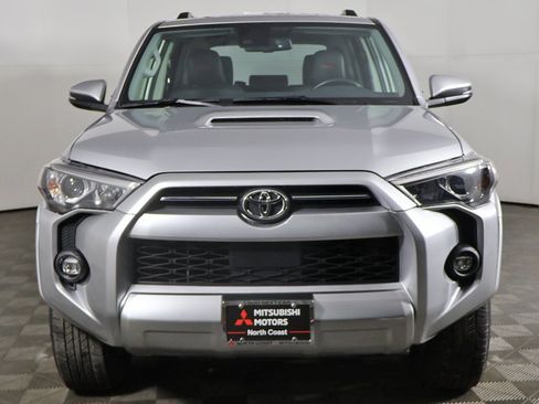 Used 2024 Toyota 4Runner TRD Off-Road Premium image 11