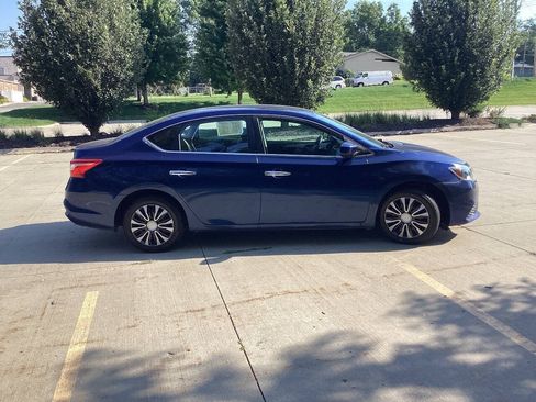 Used 2017 Nissan Sentra S FWD image 5