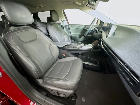 Used 2024 Kia EV6 Wind w/ Wind Technology Package RWD image 31