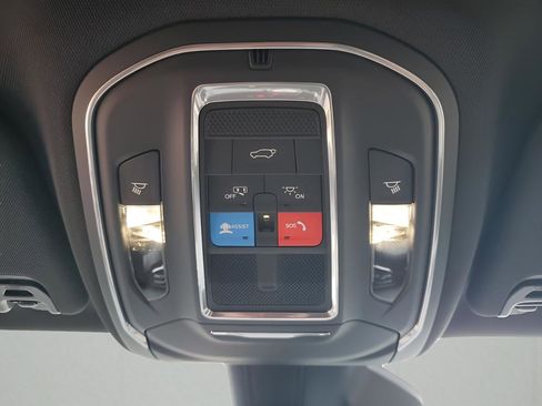 New 2026 Jeep Grand Wagoneer L 2WD image 43