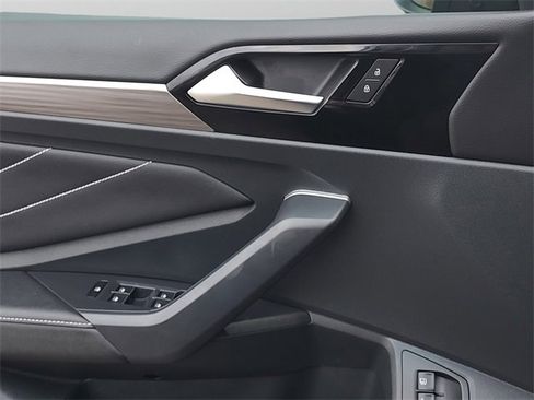 Used 2024 Volkswagen Jetta SEL image 22