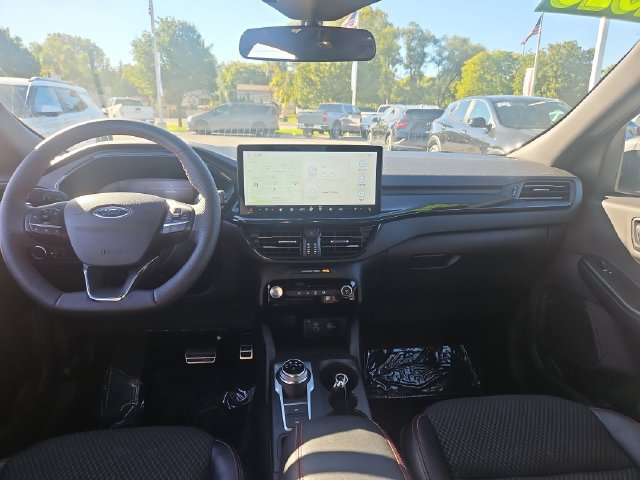 Used 2023 Ford Escape ST-Line w/ Tech Pack #1 AWD/4WD image 22