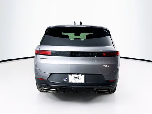 Used 2025 Land Rover Range Rover Sport SE AWD/4WD image 6