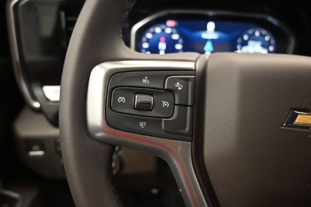 Used 2026 Chevrolet Silverado 2500 LT AWD/4WD image 11