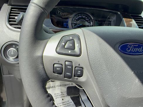 Used 2014 Ford Taurus Limited w/ Equipment Group 301A FWD image 26