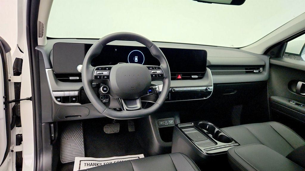 Used 2025 Hyundai Ioniq 5 SEL RWD image 12