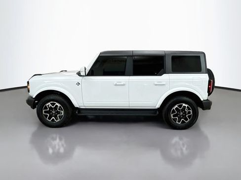 Used 2025 Ford Bronco Outer Banks AWD/4WD image 4