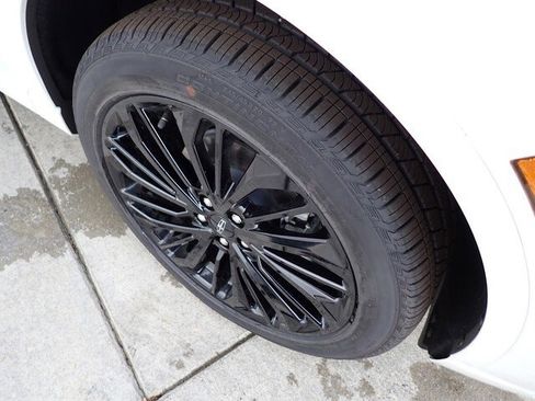 New 2025 Lincoln Corsair Reserve w/ Jet Appearance Package image 8