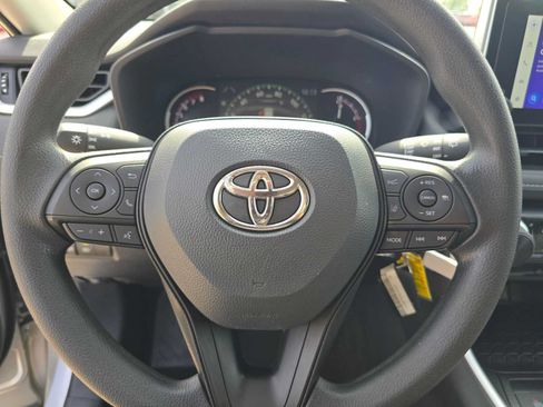 Certified 2025 Toyota RAV4 LE FWD image 22