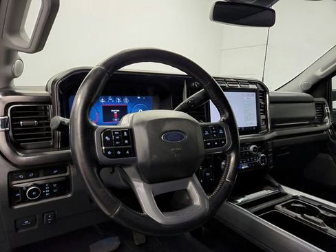Used 2024 Ford F250 Lariat w/ Lariat Ultimate Package AWD/4WD image 28