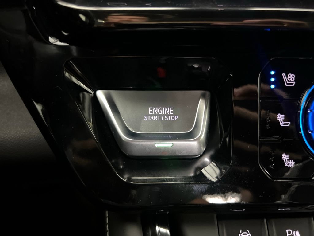 Used 2023 GMC Sierra 1500 AT4X w/ AT4X AEV Edition AWD/4WD image 16
