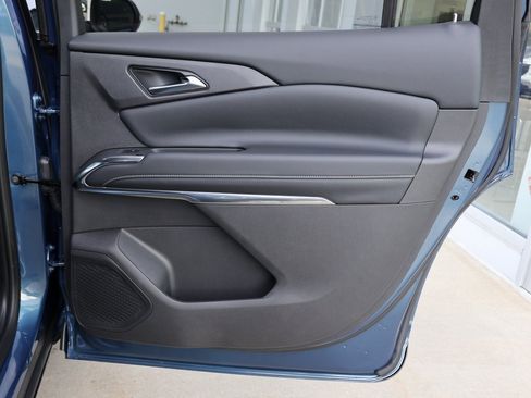 New 2026 Chevrolet Traverse LT w/ LPO, Floor Liner Package image 31