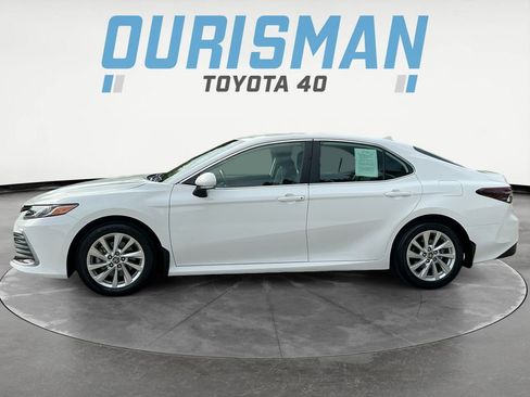 Used 2024 Toyota Camry LE FWD image 4